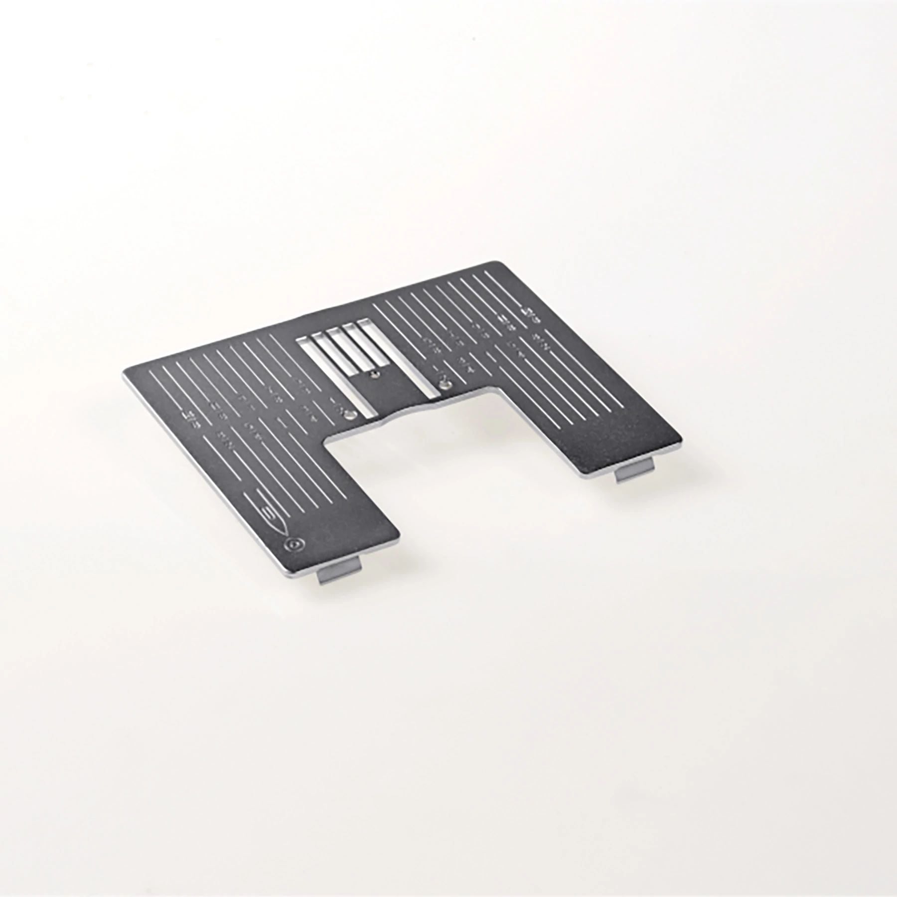5734_820247096_Straight_Stitch_Needle-Plate_pic5-1800x1800-1